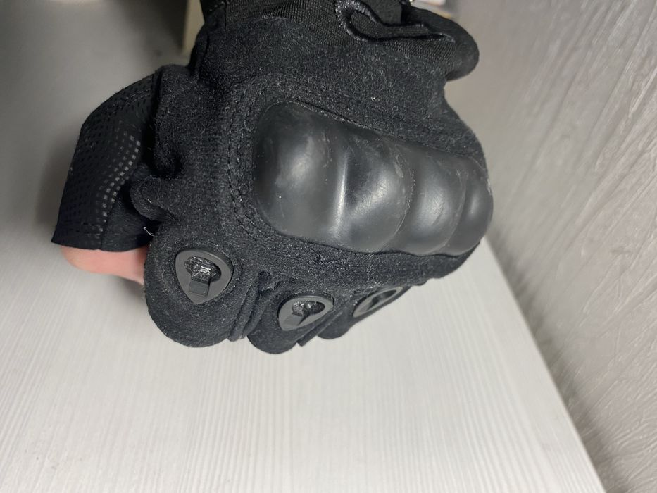 Продам Тактильные Перчатки без пальцев