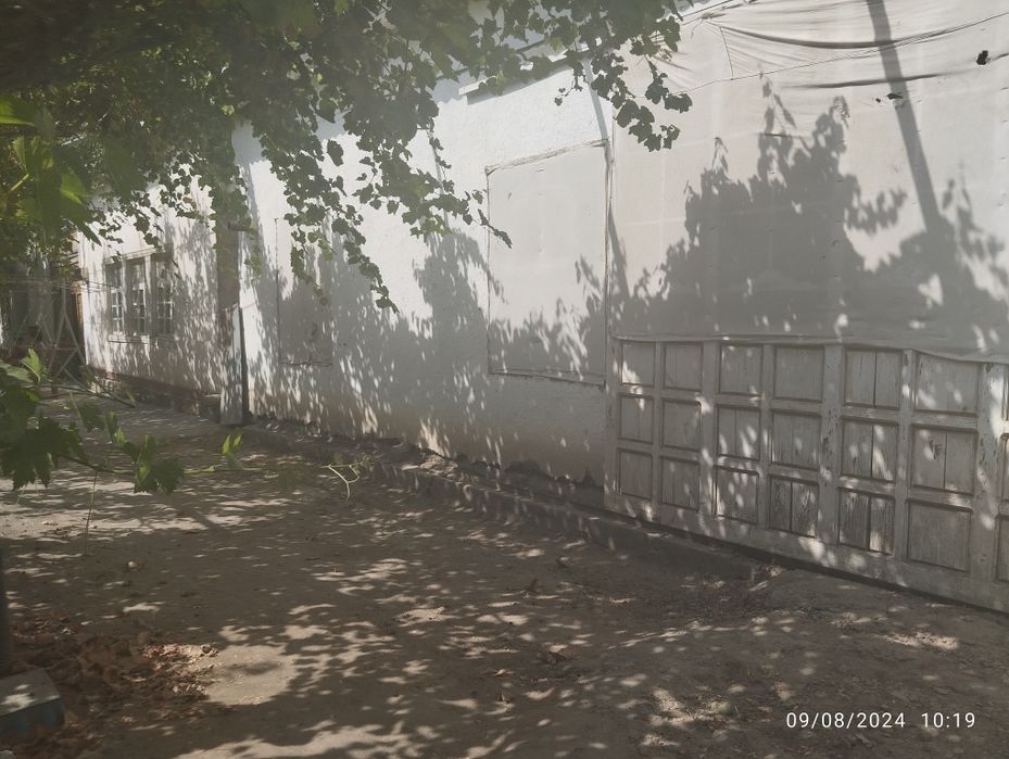 Tayyor uy kelishilgan holda sotiladi