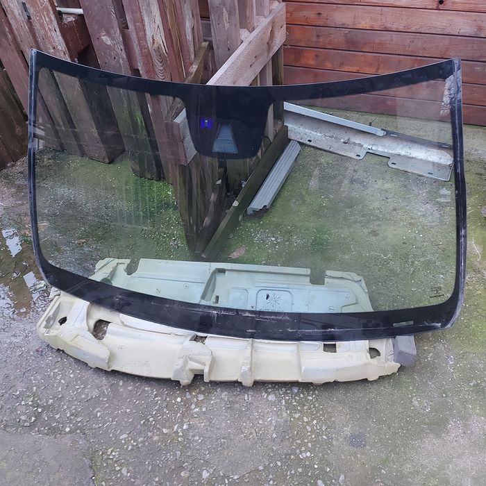 Предно / задно стъкло Мерцедес Е клас 207 / Mercedes E class w207