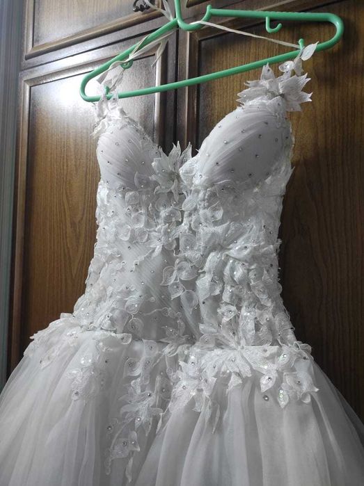 Пышное свадебное платье