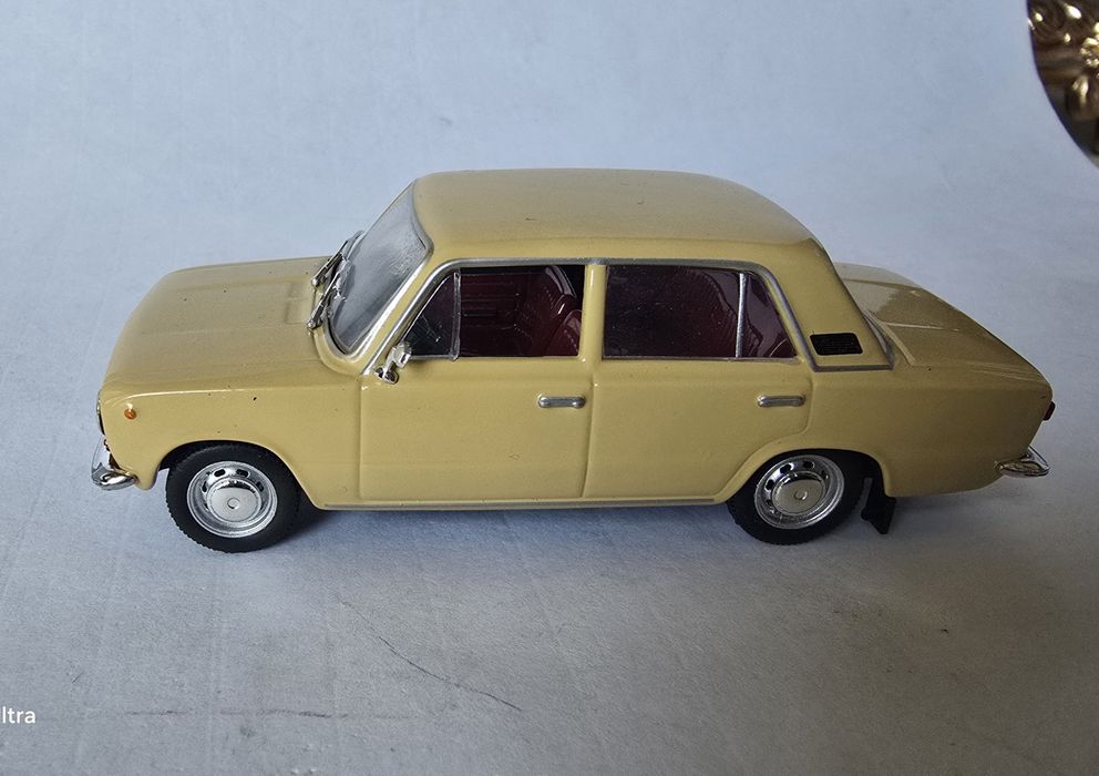 Продам модель автомобиля ваз 21011