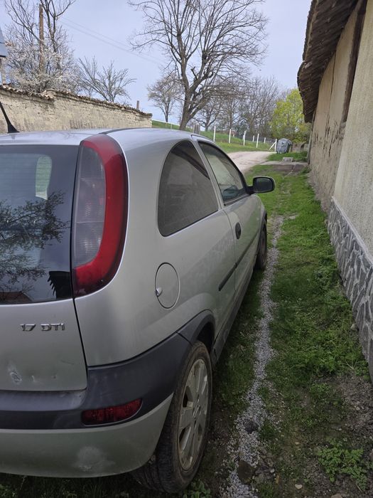 Опел Корса 1.7 дизел