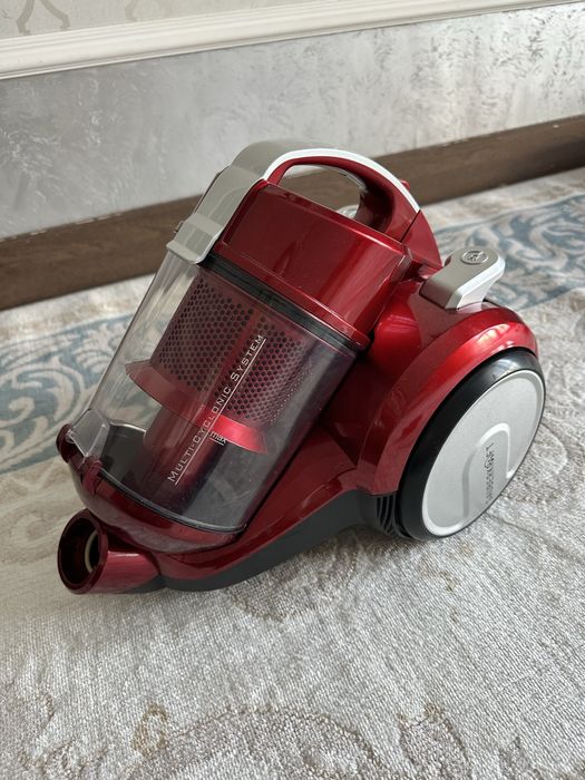 Пылесос новый, Мощность 2000 Вт