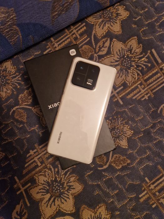 Продам xiaomi 13 pro в идеале