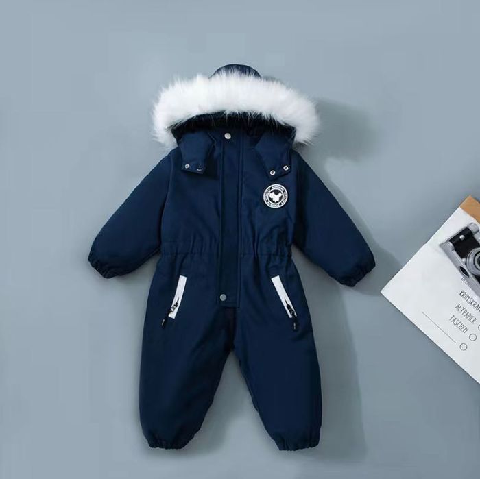 Продам комбинезон детский