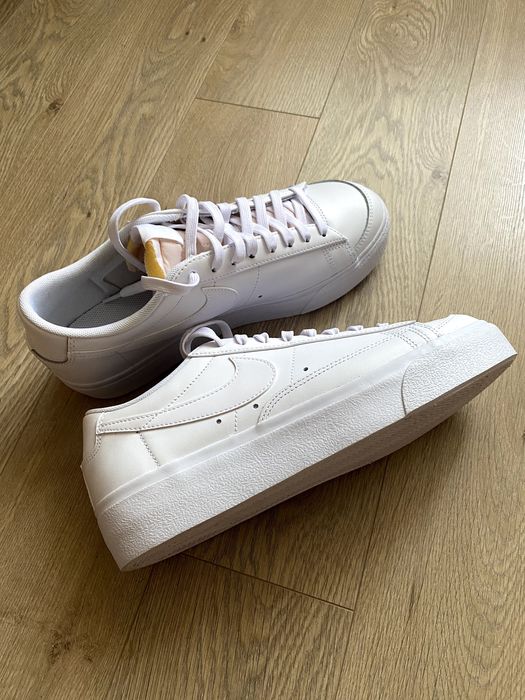 Nike Blazer Low Platform 10 US