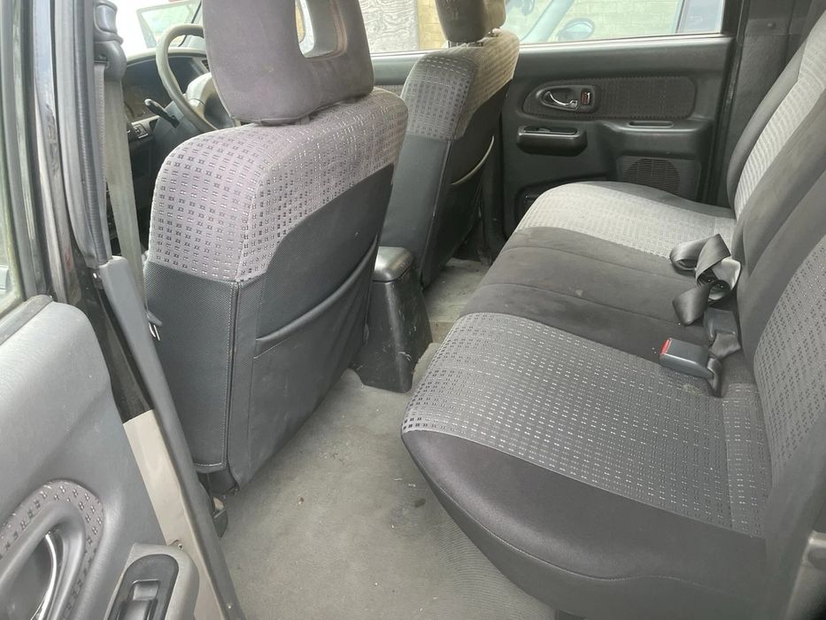 Mitsubishi l200 2.5td 116 коня  на части