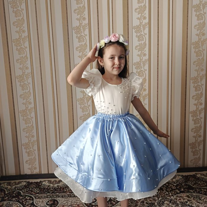 Прокат детских корновальных костюмов