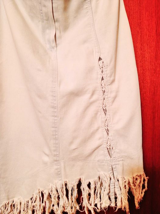 Светла дънкова пола