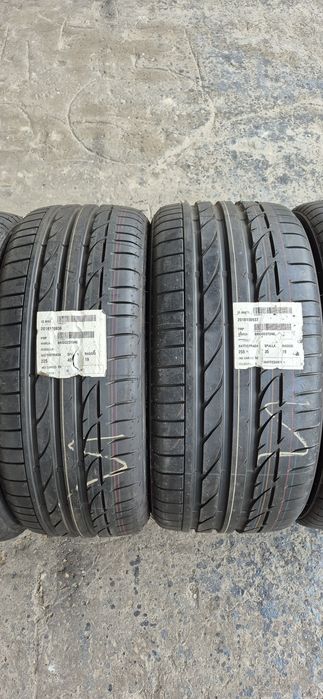 4 anvelope vara noi runflat Bridgestone,fata 225/40/19,spate 255/35/19,dot 2025.Pretul este pe bucata.