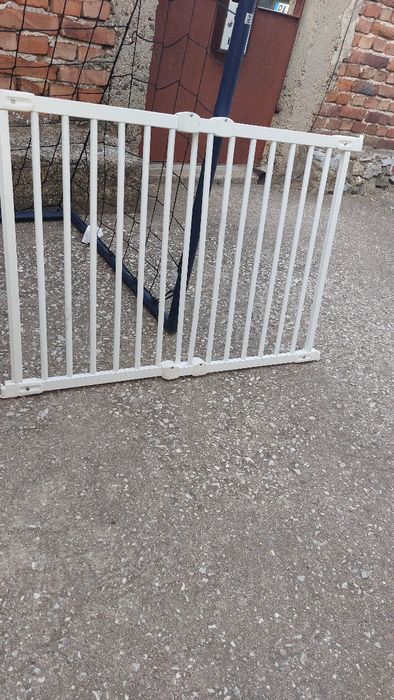 Продавам решетка за стълбище