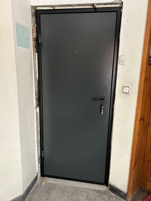 Метални входни врати за дома и индустрията