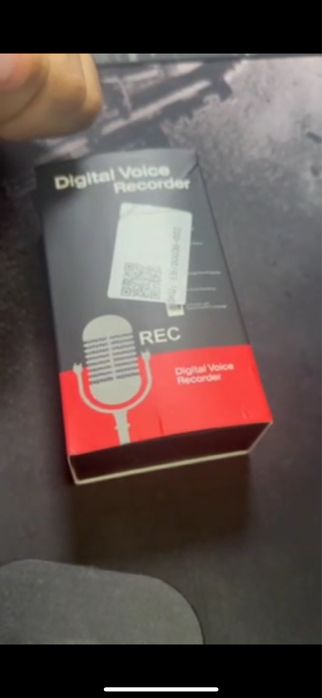 Diktafon 64 gb xotiraga ega