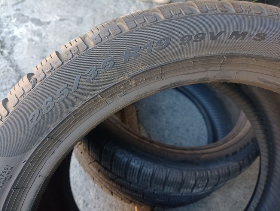 2 anvelope de iarna Pirelli 285/35 R19 dot 2318