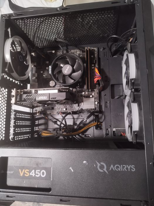 PC gaming ryzen 5 3400g /8 RAM DDR 4 / gtx 1030 msi