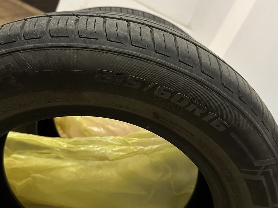 Продам резину размер 215-60-R16