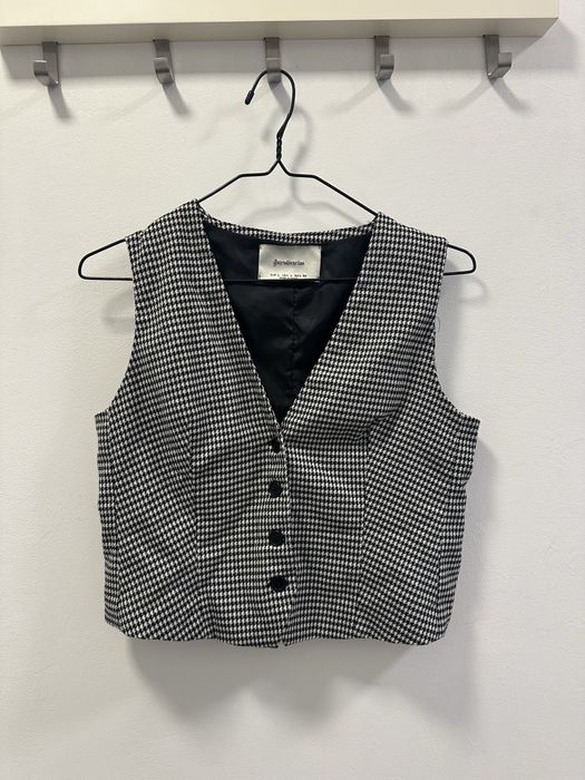 Топове Na-Kd, H&M, Stradivarius