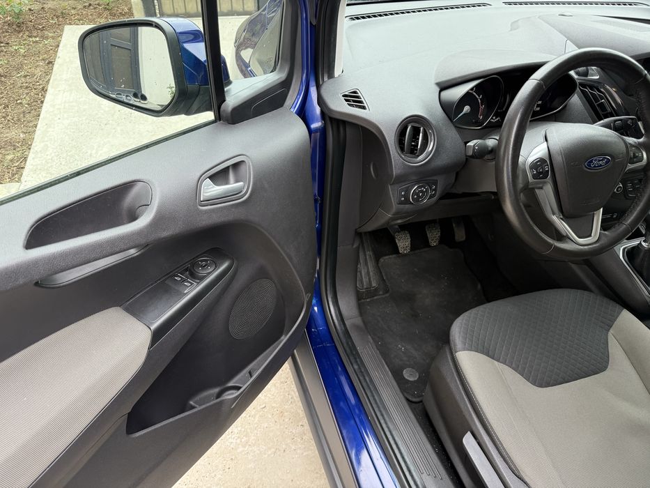 Ford Tourneo Courier 1.0 10.2018/Navi Mare/ Inmatriculata/132.000 km