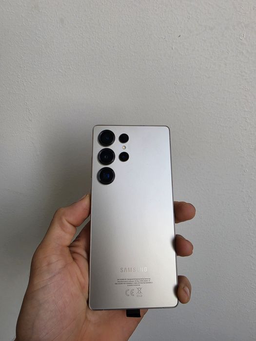 Samsung s25 ultra zoʻr holatda, идеально 256гб натурал титан