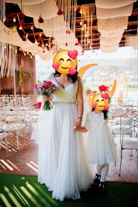 Vand rochie de mireasa La Mode Toujours