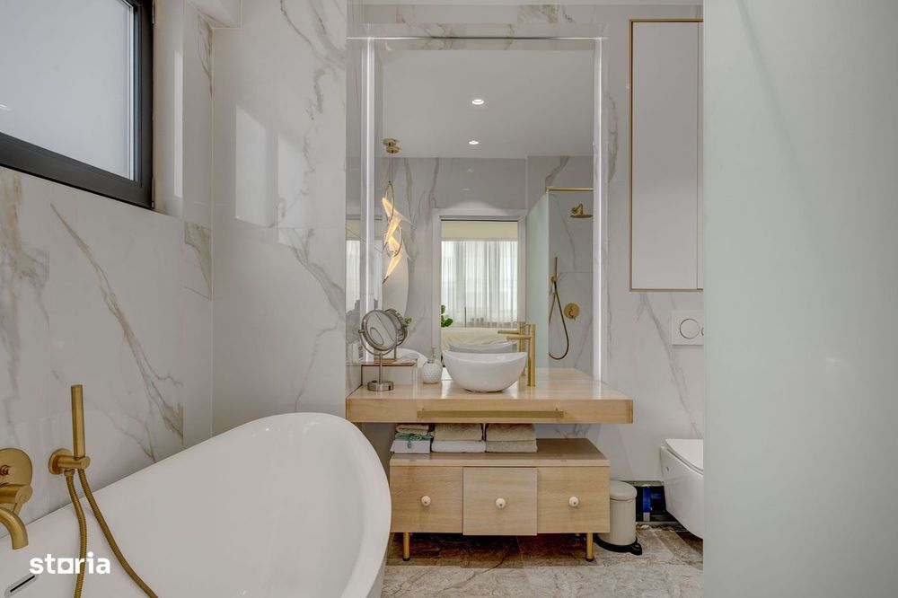 Apartament spectaculos 4 camere | 150 mp utili + terasă generoasă 70 m