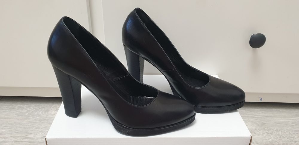Pantofi piele Minelli nr 38
