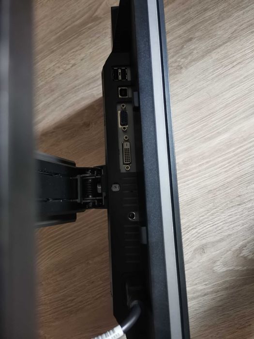 Monitor LCD dell 1909W