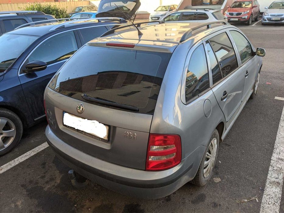 Piese din dezmembrari Skoda Fabia combi, gri, 1.4i, 75CP tip motor BBY