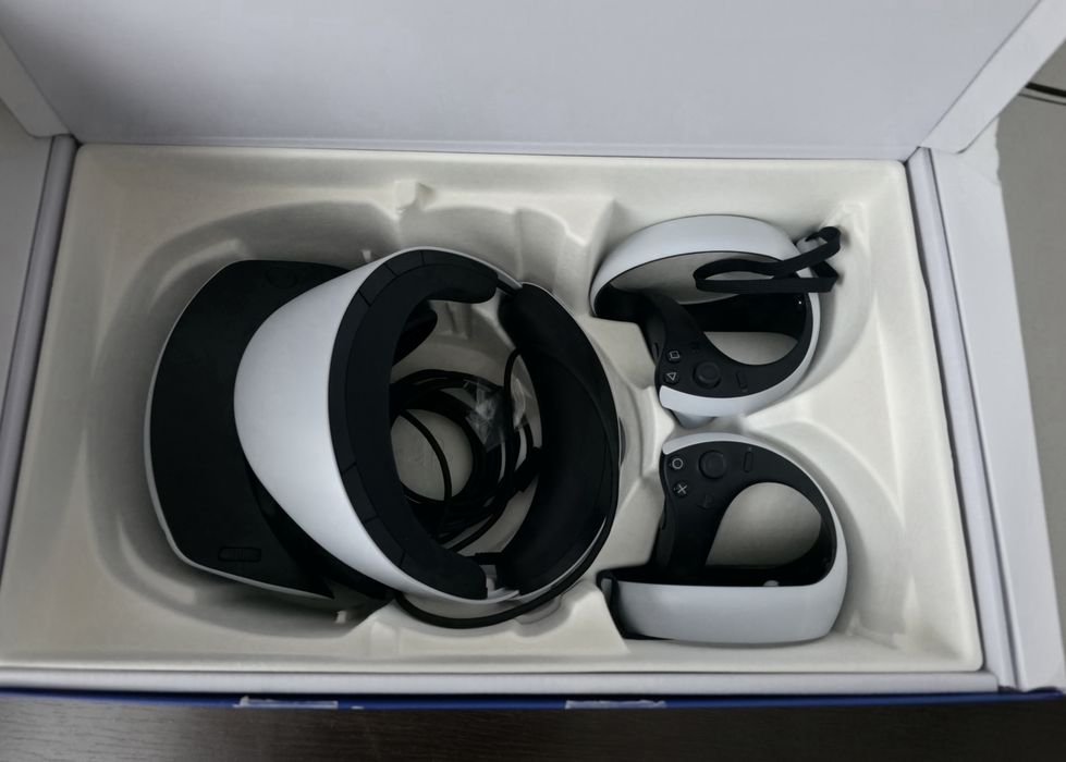Vând Ps VR2, ca nou, folosit de 2 ori