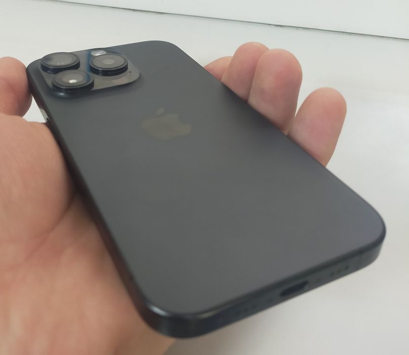 Iphone 15 pro 256гб 87%