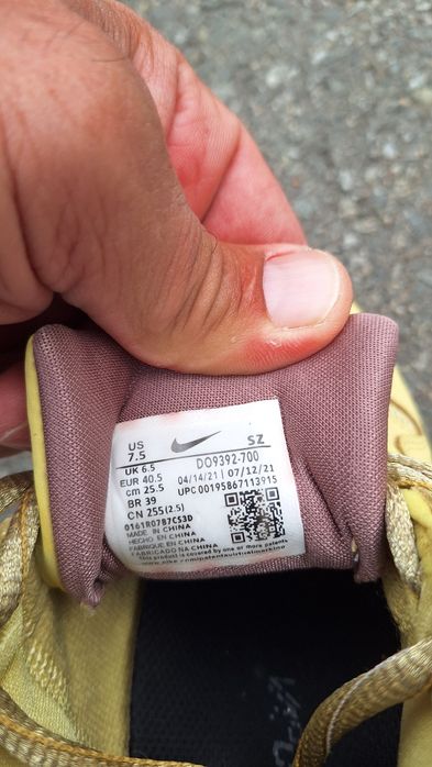 Nike Air Max 1 x Travis Scott Cactus Jack Saturn Gold - Mărimea 40.5
