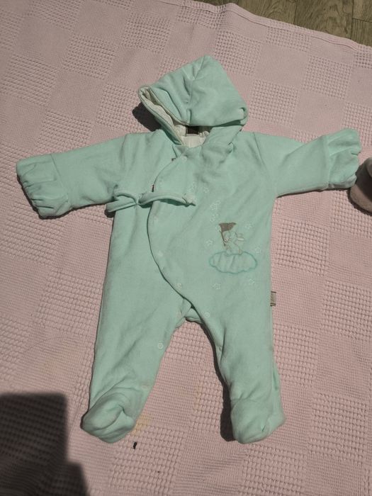 Продам детские вещи