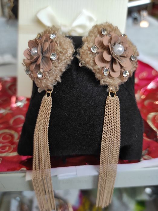 Обеци за празник и делник.