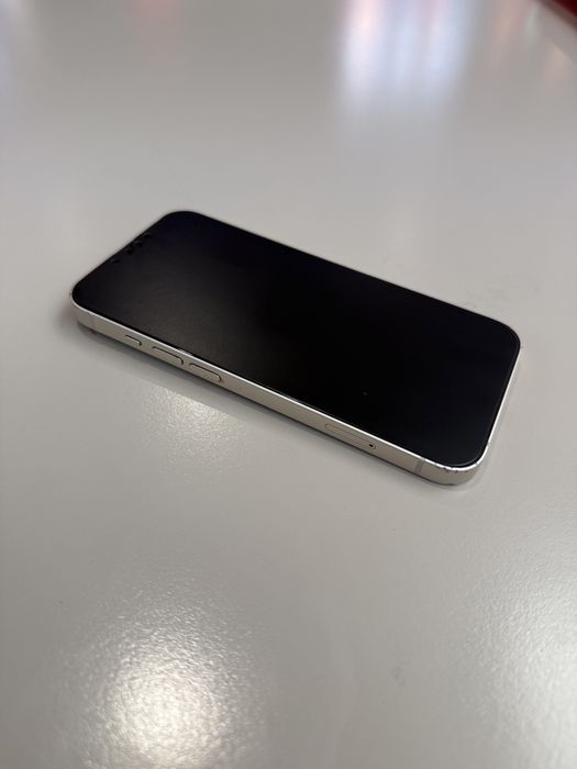 Vand IPhone 14 ALB
