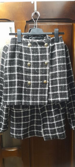 Costum dama cu fusta, de la reserved