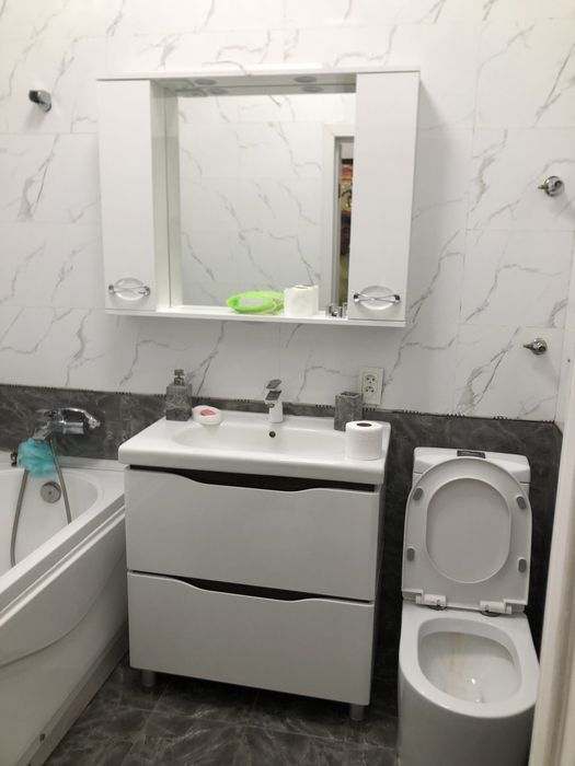 Прадам пакришка и вана зеркла