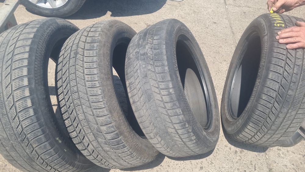 Vand 4  anvelope  235 55 18 iarna