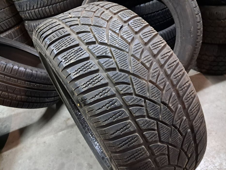 1xAnvelopa second iarna 265 40 R20 Dunlop