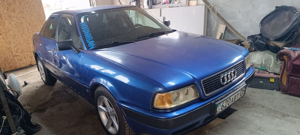 Продам Ауди 80 б4 2литра инжектор