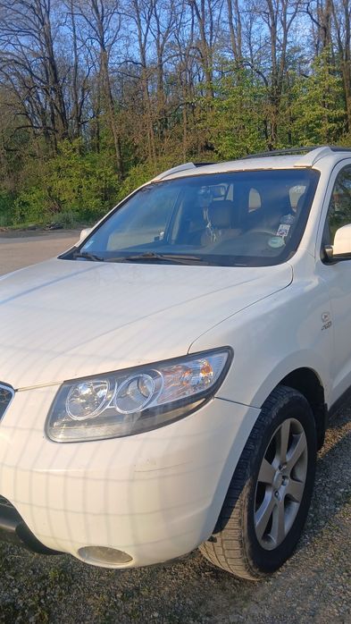 Vând Hyundai Santa-fe