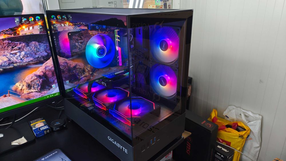 Гейм компютър с 12/20-Ядрен Intel i7 12Gb Видеокарта 32Gb RAM SSD 1Tb