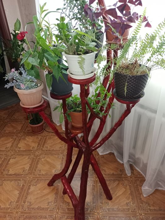 Продам подставку для растений с абажуром