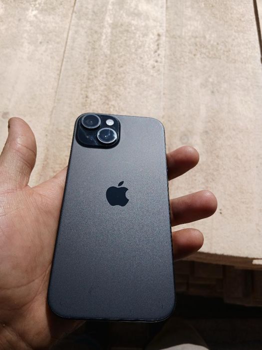 iPhon 15  128gb.