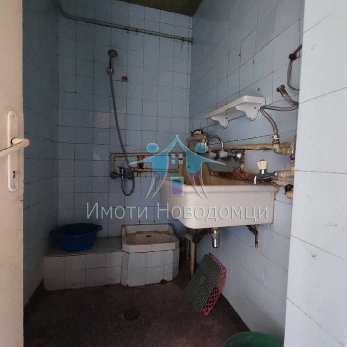 Продава се Тристаен апартамент в Шумен, Пазара - 78 кв.м за 896 €/кв.м - Снимка #5