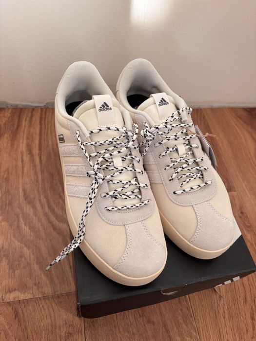 Чисто Нови Мъжки Обувки Adidas VL COURT 3.0 , 42,43,44,44,5 номер