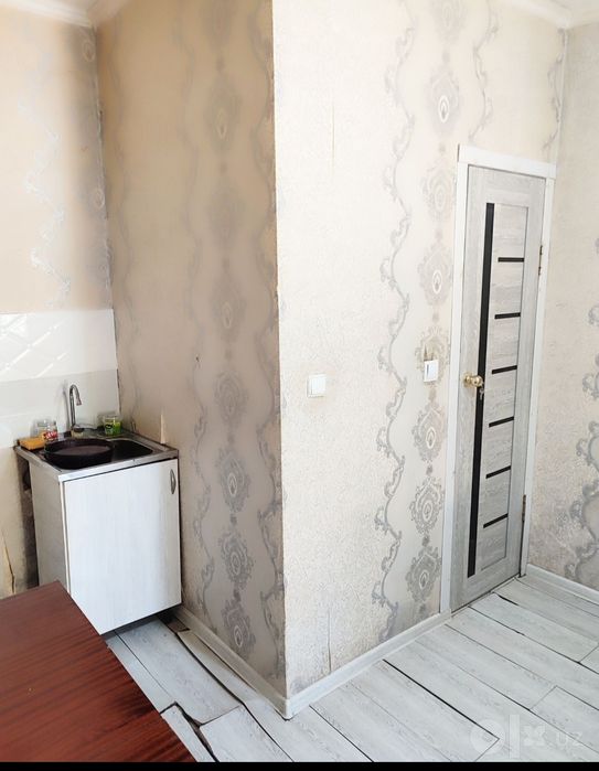 ПРОДАЖА 1/1/4, Чиланзар 20, ор. мечеть Бурижар