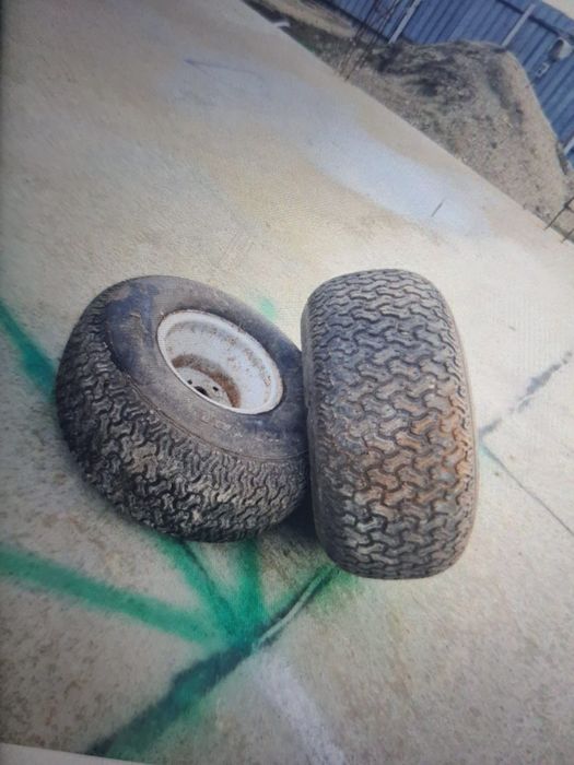 Roți tractoras gazon spate