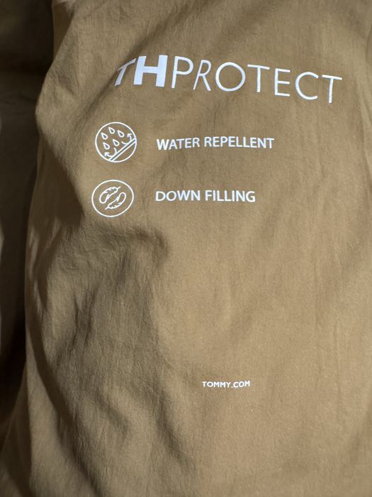 Оригинално Зимно пухено яке без забележки.