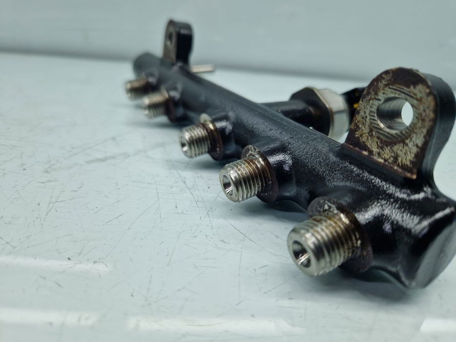 Rampa injectoare PEUGEOT 5008 [Fabr 2009-2017] 9674300080-04 2.0 TDCI