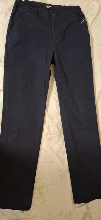 Продам школьные брюки размер 170